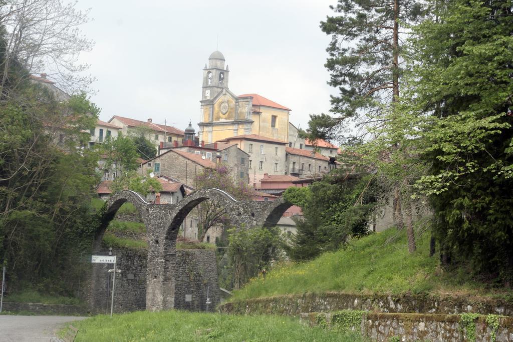 Hotel Antica Pieve Filattiera Exterior foto